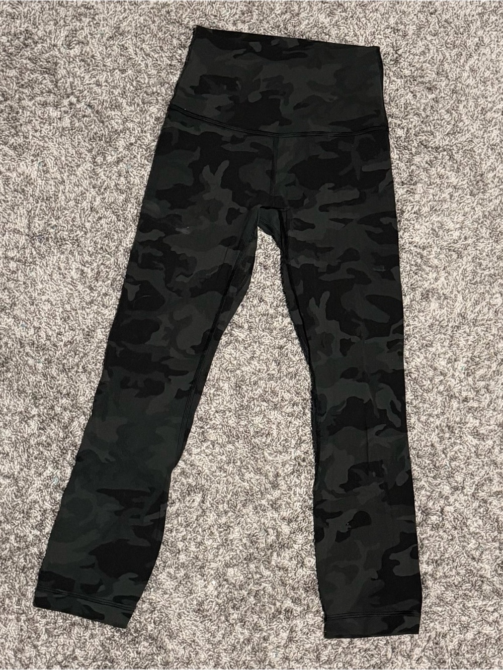 Women’s High-Waist Lululemon Black Camo Crop Leggings
